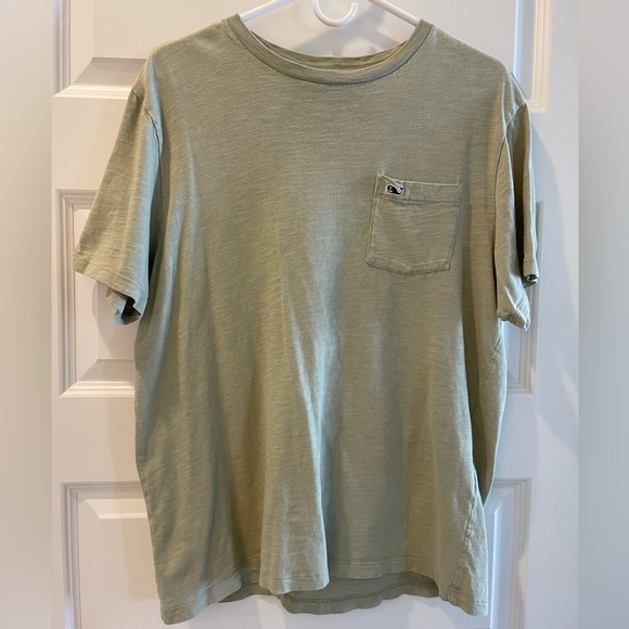 Vineyard Vines Other - Vineyard Vines Cotton T-Shirt Size Medium EUC